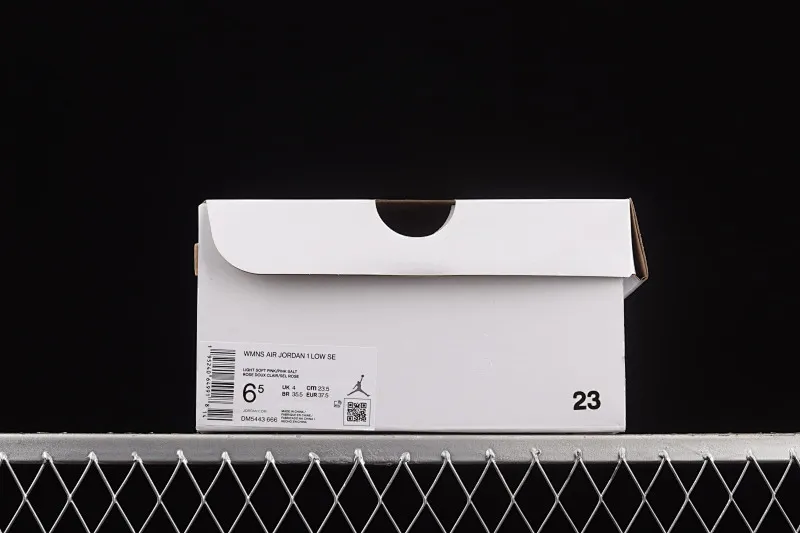 All categories Air Jordan Jordan series basketball shoes Air Jordan 1 Low G version pure original Air Jordan 1 Low AJ1 Joe 1 Second Dimension Valentine's Day low-top retro culture basketball shoes DM5443-666